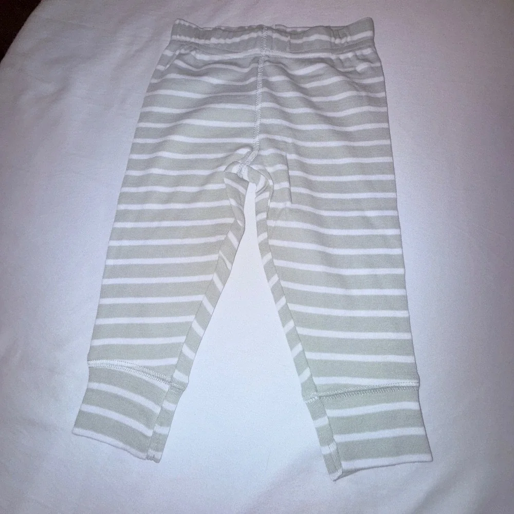 Carter's Outfit Set Kids 6-9M Green White NEW Striped Animal Print‎ 3pc